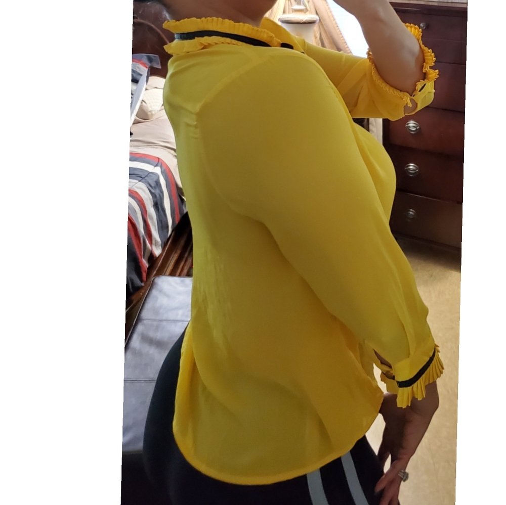 FASHION NOVA BLOUSE